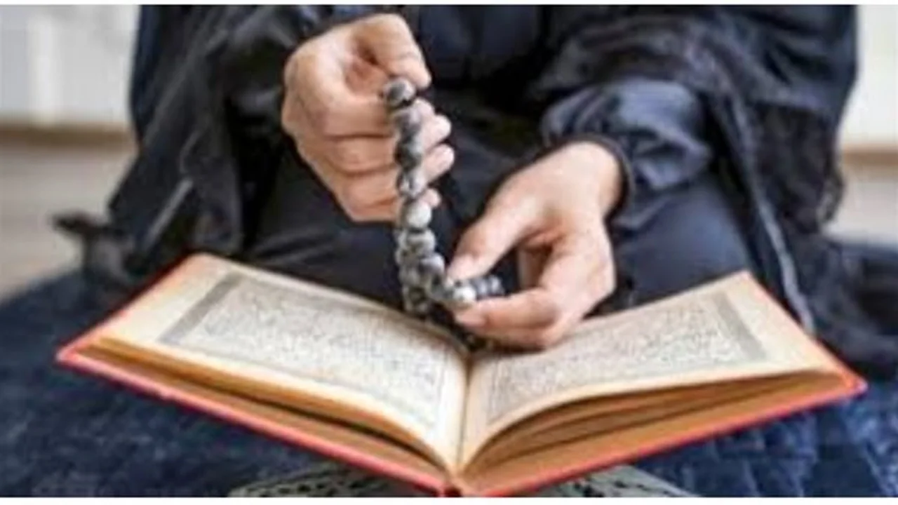 مواقيت الصلاة اليوم.. مواعيد الأذان في القاهرة والمحافظات حسب التوقيت المحلي الجديد